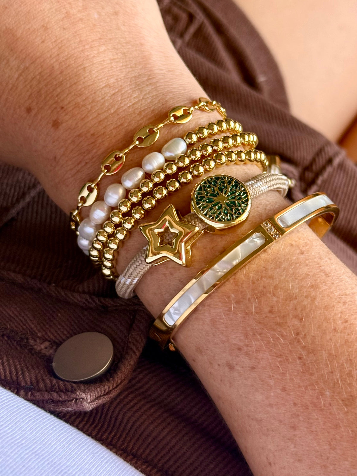Pulseras de Cordón con Dijes