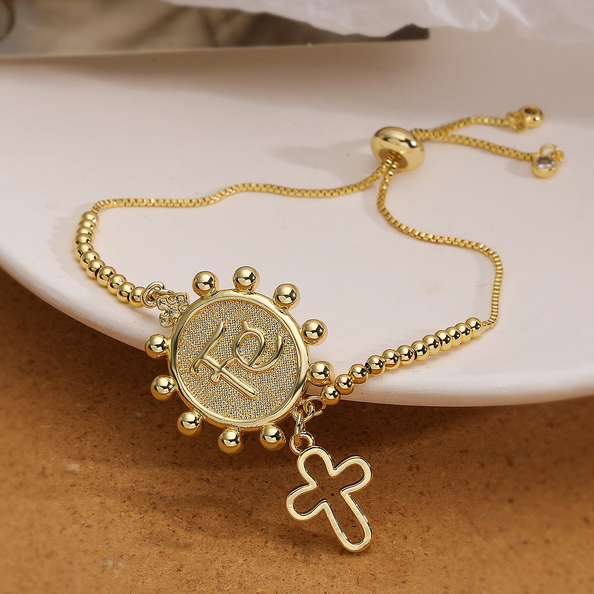 Pulseras Chapadas en Oro de 18K para Mujer