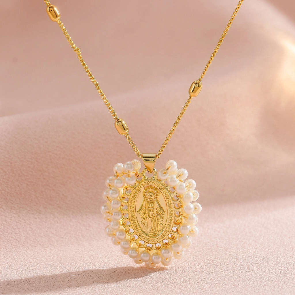 Collar de San Benito dorado con perlas