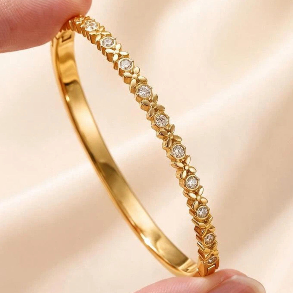Brazalete Dorado con Circonitas y Flores