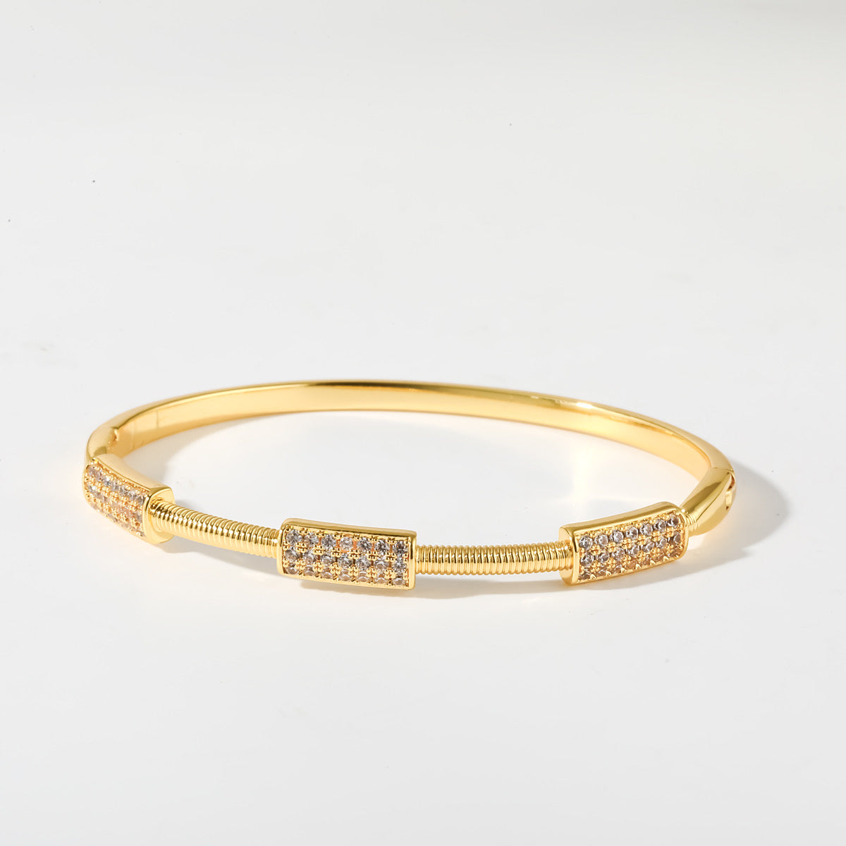 Brazalete Dorado con Circonitas