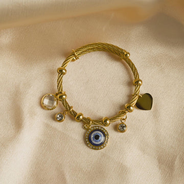 Brazalete Dorado Ajustable con Charm