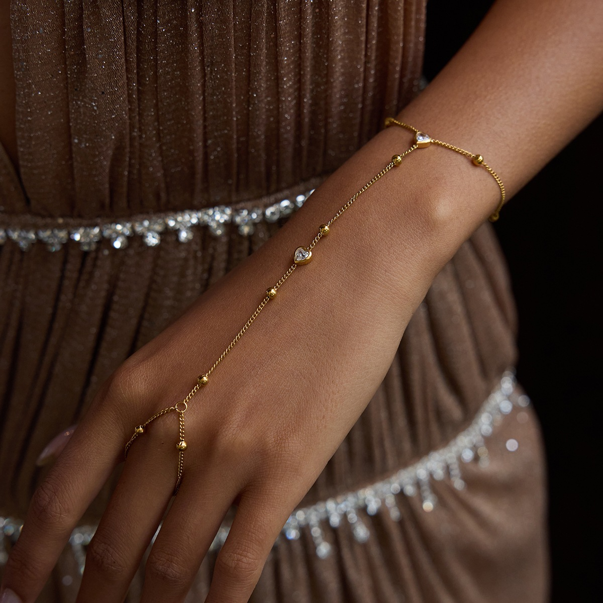 Pulsera con Anillo Dorada | Cadena de Mano con Cristales