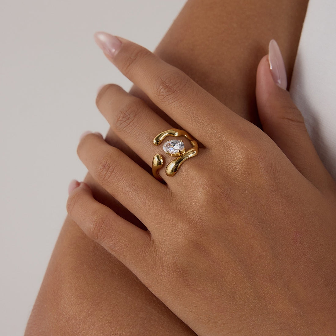 Anillo Orgánico con Cristal