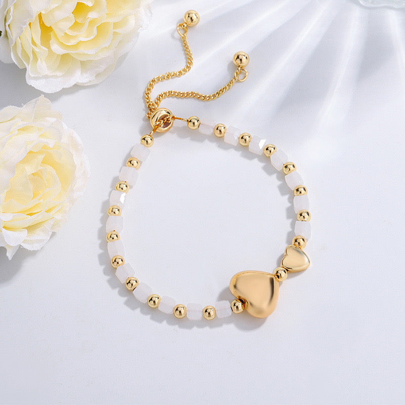 Brazaletes con cuentas de amor