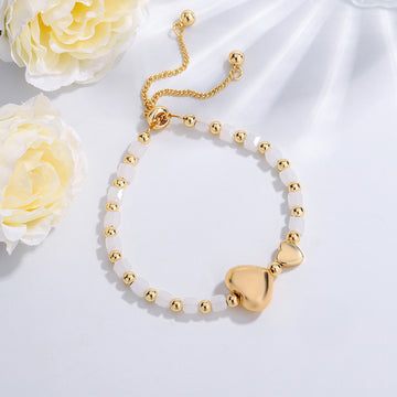 Brazaletes con cuentas de amor