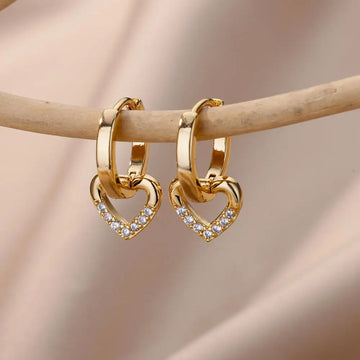Pendientes de Aro con Corazón y Circonitas